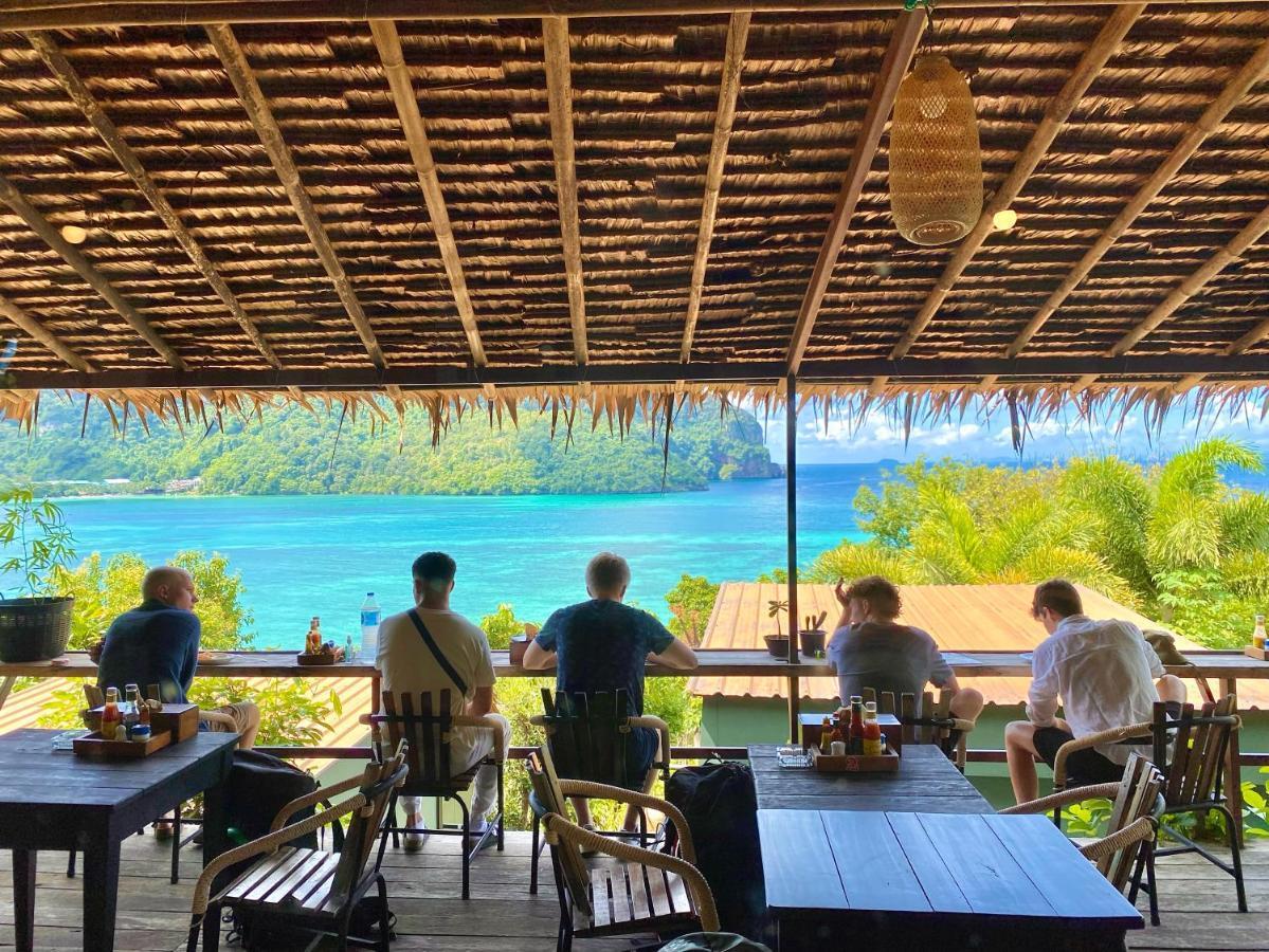 Phi Phi Sea Sky Resort Экстерьер фото