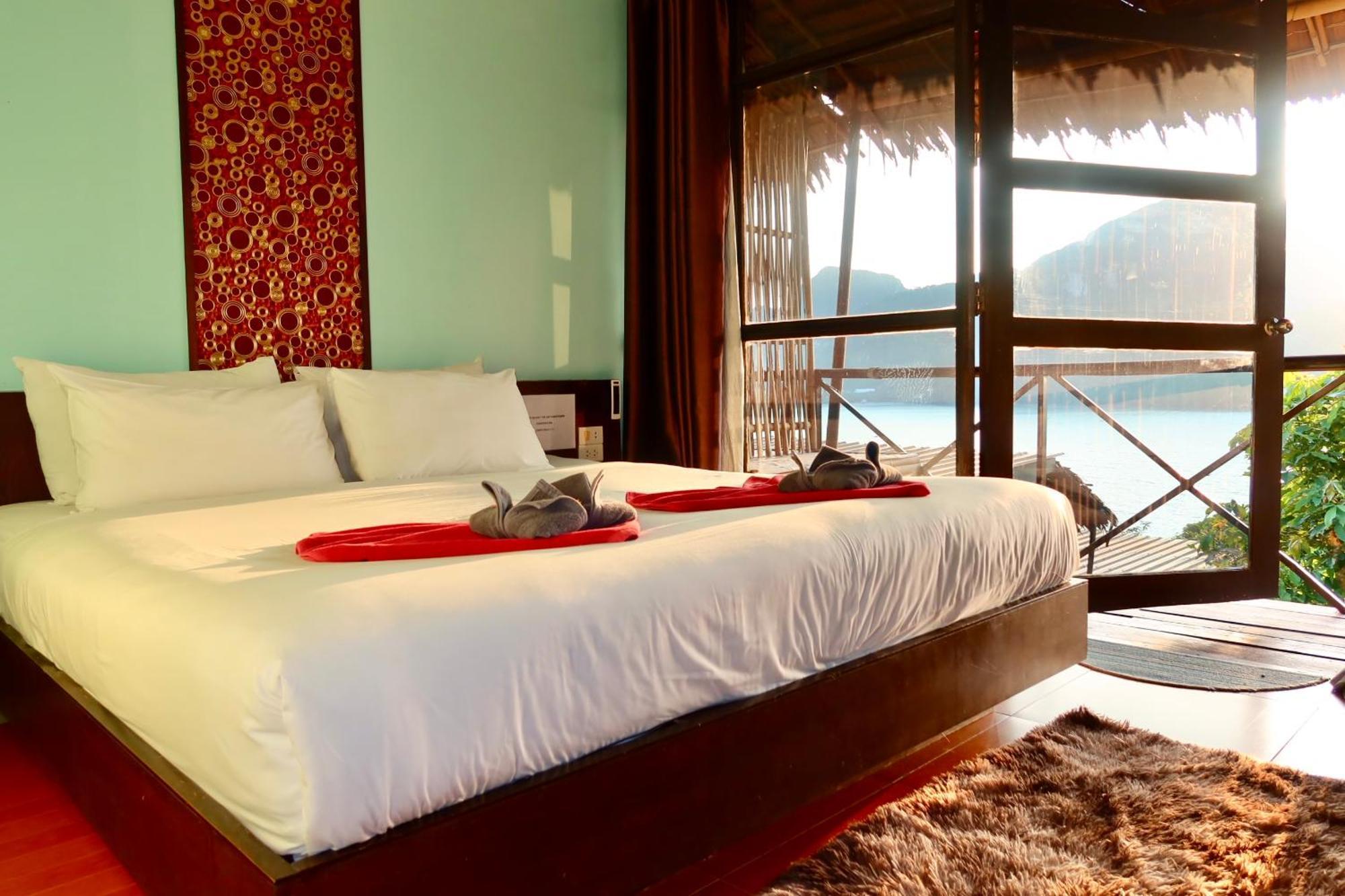 Phi Phi Sea Sky Resort Экстерьер фото